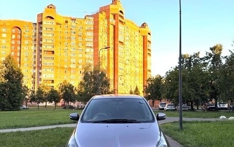 Mitsubishi Grandis, 2003 год, 790 000 рублей, 2 фотография