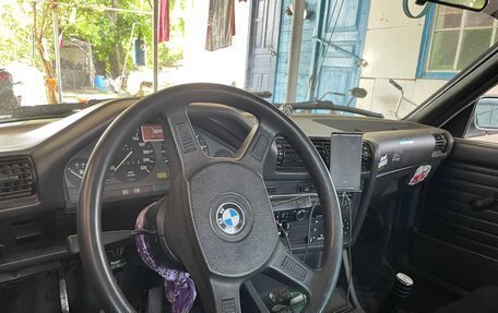 BMW 3 серия, 1985 год, 220 000 рублей, 5 фотография