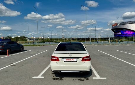 Mercedes-Benz E-Класс, 2011 год, 1 800 000 рублей, 5 фотография