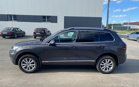 Volkswagen Touareg III, 2011 год, 1 550 000 рублей, 3 фотография