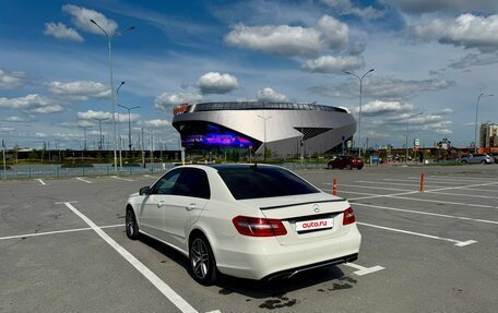 Mercedes-Benz E-Класс, 2011 год, 1 800 000 рублей, 6 фотография
