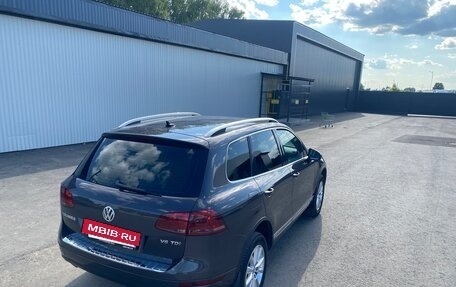 Volkswagen Touareg III, 2011 год, 1 550 000 рублей, 6 фотография