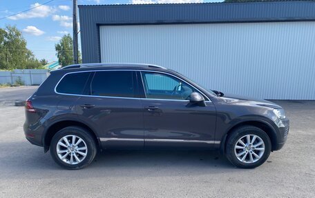 Volkswagen Touareg III, 2011 год, 1 550 000 рублей, 7 фотография