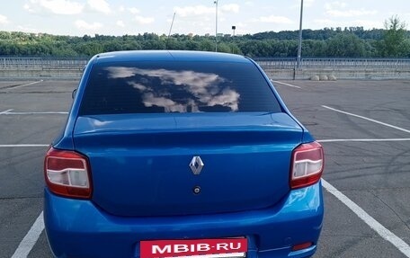 Renault Logan II, 2018 год, 690 000 рублей, 4 фотография