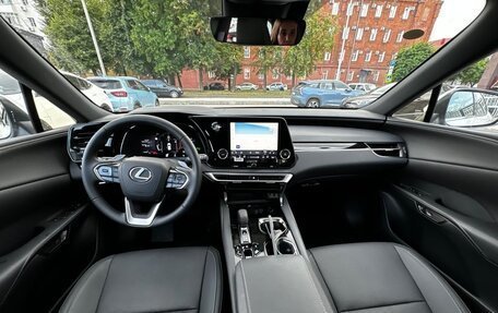 Lexus RX IV рестайлинг, 2025 год, 6 990 000 рублей, 9 фотография