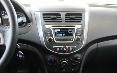 Hyundai Solaris II рестайлинг, 2014 год, 1 149 000 рублей, 11 фотография