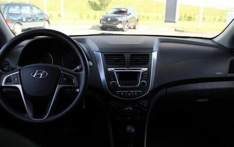 Hyundai Solaris II рестайлинг, 2014 год, 1 149 000 рублей, 8 фотография