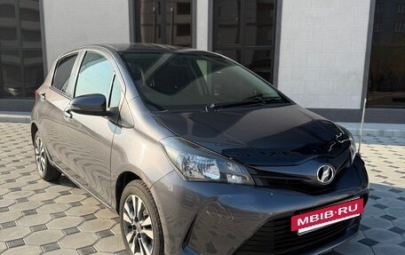 Toyota Vitz, 2014 год, 750 000 рублей, 7 фотография