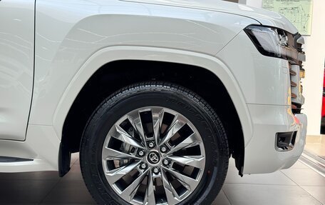 Toyota Land Cruiser, 2025 год, 13 150 000 рублей, 14 фотография