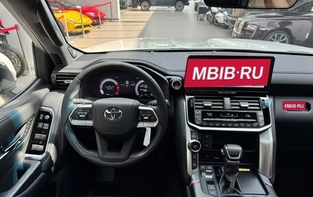 Toyota Land Cruiser, 2025 год, 13 150 000 рублей, 19 фотография