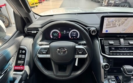 Toyota Land Cruiser, 2025 год, 13 150 000 рублей, 20 фотография
