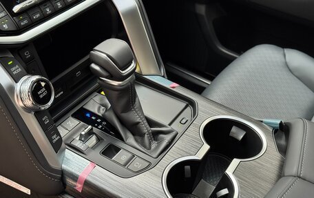 Toyota Land Cruiser, 2025 год, 13 150 000 рублей, 38 фотография