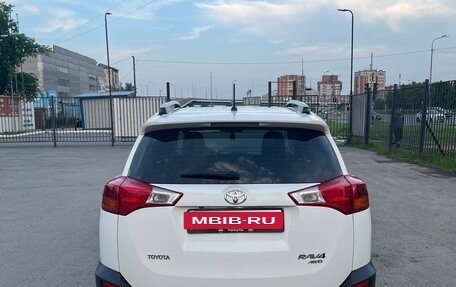 Toyota RAV4, 2012 год, 2 200 000 рублей, 8 фотография