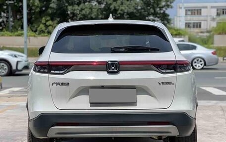 Honda Vezel, 2024 год, 2 230 000 рублей, 5 фотография