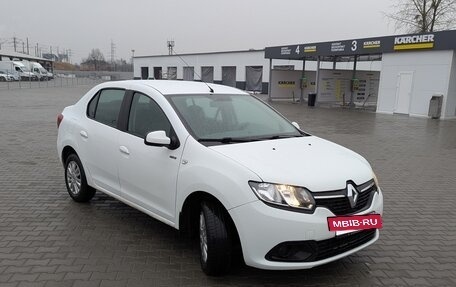 Renault Logan II, 2016 год, 830 000 рублей, 2 фотография