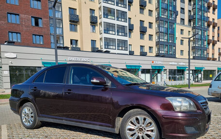 Toyota Avensis III рестайлинг, 2007 год, 900 000 рублей, 2 фотография