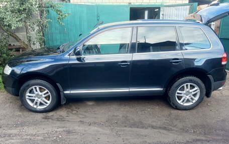 Volkswagen Touareg III, 2004 год, 840 000 рублей, 3 фотография