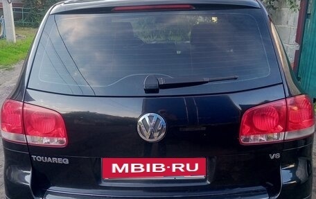 Volkswagen Touareg III, 2004 год, 840 000 рублей, 2 фотография