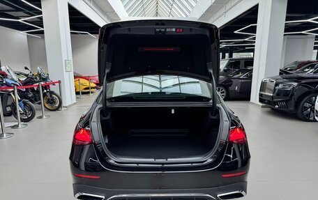 Mercedes-Benz E-Класс, 2025 год, 9 850 000 рублей, 15 фотография