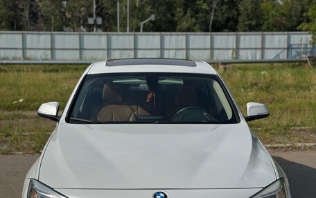 BMW 3 серия, 2015 год, 2 350 000 рублей, 3 фотография