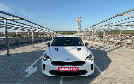 KIA Stinger I, 2021 год, 3 300 000 рублей, 2 фотография
