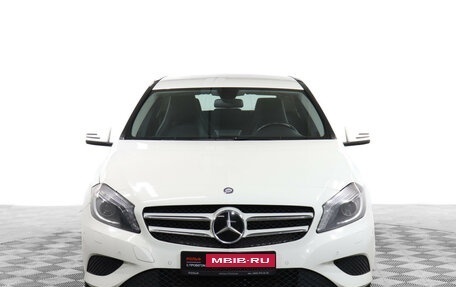 Mercedes-Benz A-Класс, 2013 год, 1 370 000 рублей, 2 фотография