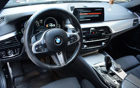 BMW 5 серия, 2017 год, 3 020 000 рублей, 9 фотография