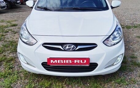 Hyundai Solaris II рестайлинг, 2012 год, 1 150 000 рублей, 3 фотография
