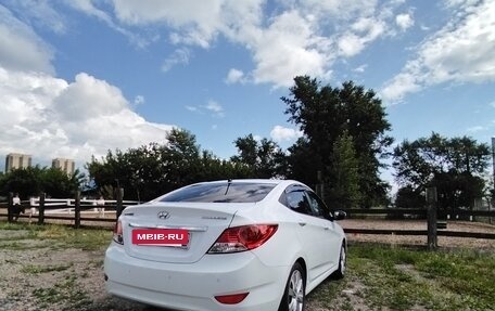 Hyundai Solaris II рестайлинг, 2012 год, 1 150 000 рублей, 6 фотография