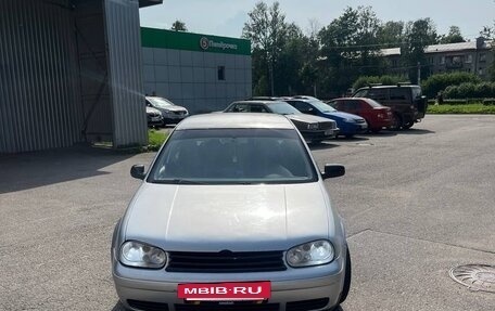 Volkswagen Golf IV, 2000 год, 285 000 рублей, 2 фотография