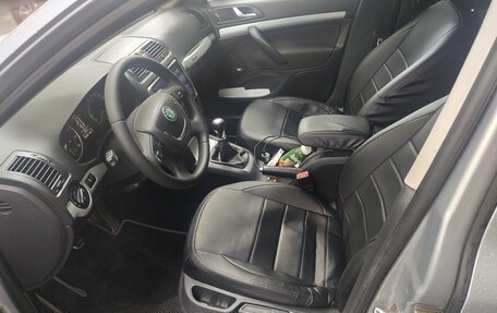 Skoda Octavia, 2011 год, 1 300 000 рублей, 5 фотография