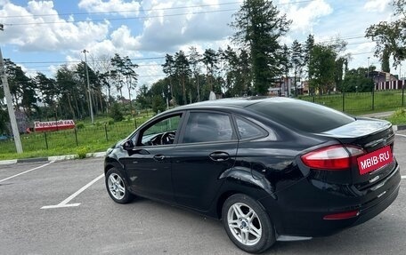 Ford Fiesta, 2015 год, 950 000 рублей, 5 фотография
