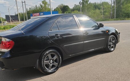 Toyota Camry V40, 2005 год, 740 000 рублей, 3 фотография