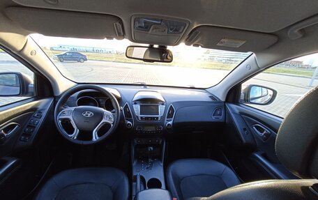 Hyundai ix35 I рестайлинг, 2011 год, 1 300 000 рублей, 7 фотография