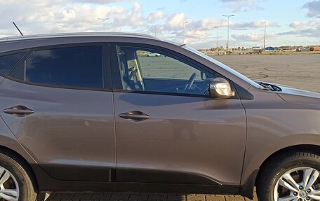 Hyundai ix35 I рестайлинг, 2011 год, 1 300 000 рублей, 4 фотография