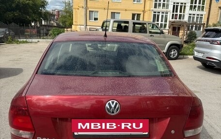 Volkswagen Polo VI (EU Market), 2011 год, 700 000 рублей, 5 фотография