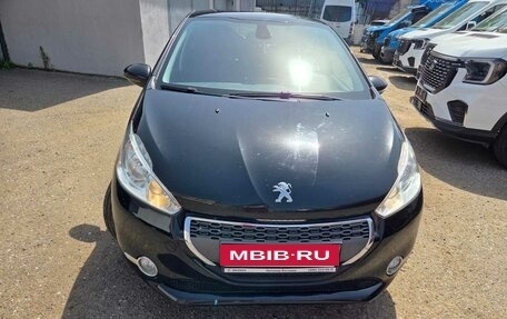 Peugeot 208 II, 2013 год, 550 000 рублей, 3 фотография