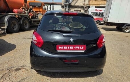 Peugeot 208 II, 2013 год, 550 000 рублей, 7 фотография
