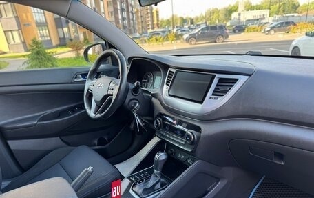 Hyundai Tucson III, 2018 год, 1 910 000 рублей, 9 фотография