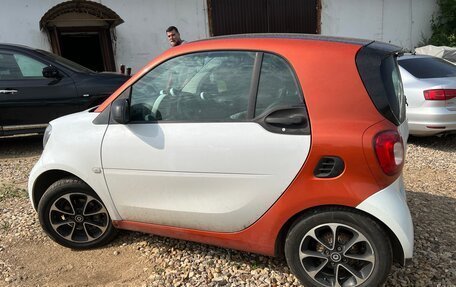 Smart Fortwo III, 2016 год, 750 000 рублей, 2 фотография