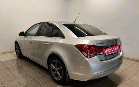 Chevrolet Cruze II, 2013 год, 549 000 рублей, 3 фотография
