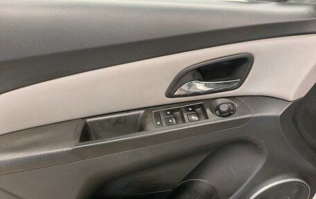 Chevrolet Cruze II, 2013 год, 549 000 рублей, 9 фотография
