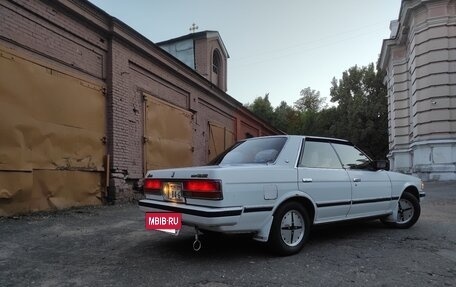 Toyota Chaser III, 1987 год, 450 000 рублей, 2 фотография