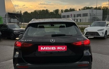 Mercedes-Benz GLA, 2020 год, 3 600 000 рублей, 4 фотография