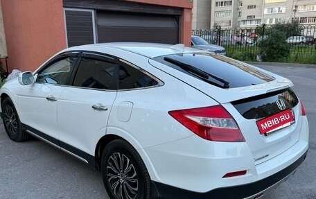Honda Crosstour I рестайлинг, 2013 год, 1 698 000 рублей, 5 фотография