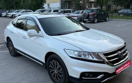 Honda Crosstour I рестайлинг, 2013 год, 1 698 000 рублей, 2 фотография