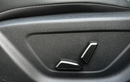 Geely Emgrand, 2023 год, 1 599 000 рублей, 8 фотография