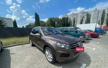 Volkswagen Touareg III, 2012 год, 1 800 000 рублей, 3 фотография