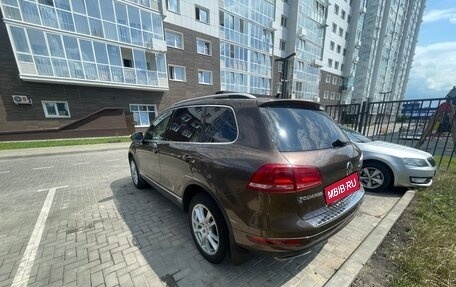 Volkswagen Touareg III, 2012 год, 1 800 000 рублей, 6 фотография