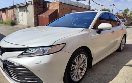 Toyota Camry, 2020 год, 2 650 000 рублей, 5 фотография